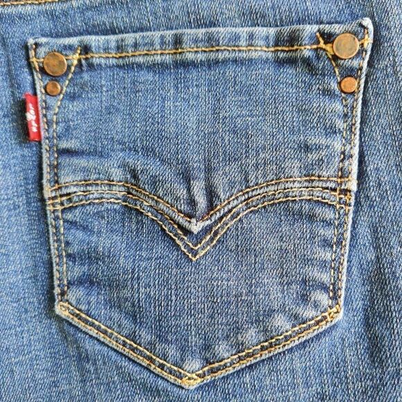 Vintage Levi's 515 high rise shorts sz 4 - Picture 6 of 14